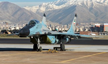 علت دود کردن جنگنده ها